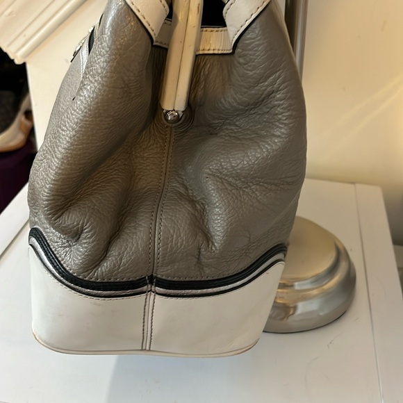 COACH LAURA SPECTATOR PEBBLED LEATHER KISS LOCK SHOULDER BAG - Picture 4 of 16